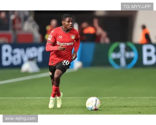 传闻：曼联派遣球探考察勒沃库森右后卫弗林蓬